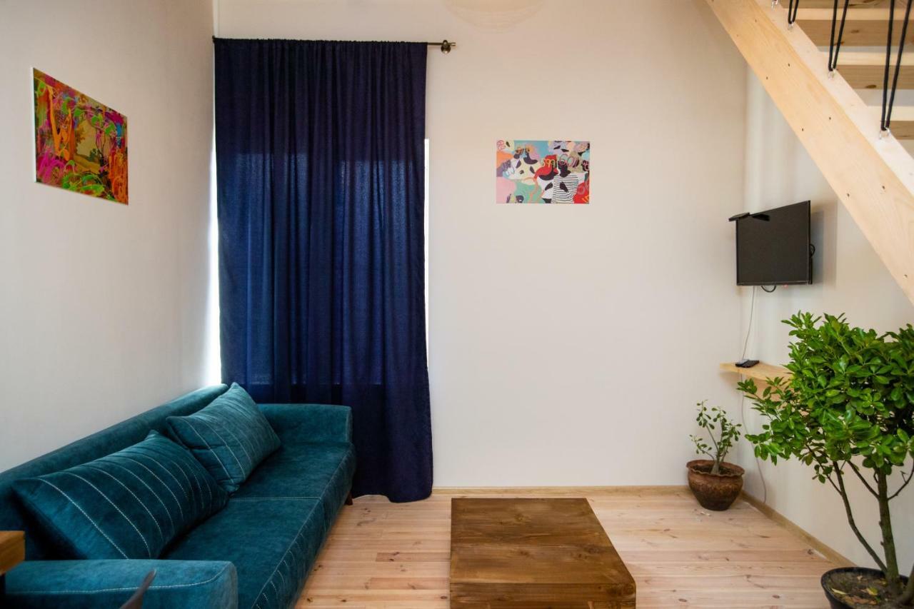 Giorgi'S Apartment 트빌리시 외부 사진