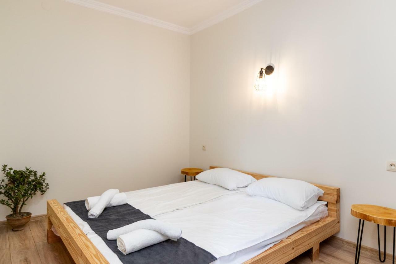 Giorgi'S Apartment 트빌리시 외부 사진